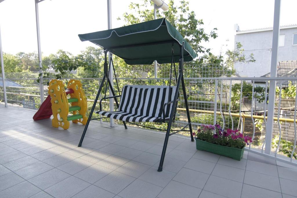 Admiral Hotel Skadovsʼk Zewnętrze zdjęcie